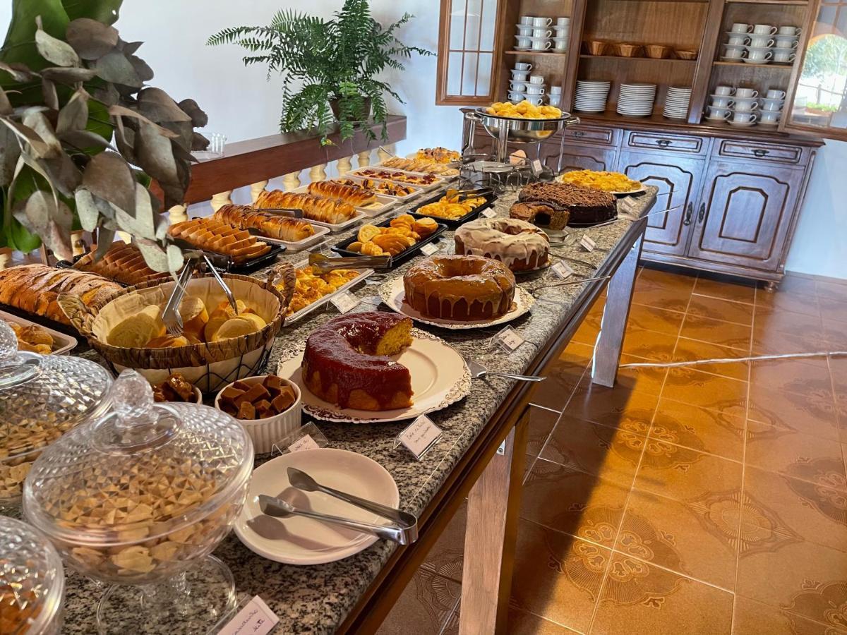 Fascinacao Cafe Hotel Кунья Экстерьер фото